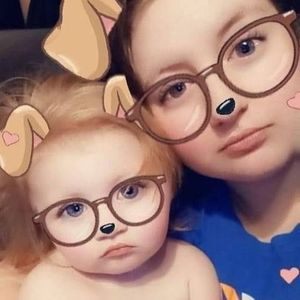 Meet your Posher, Kaitlynn